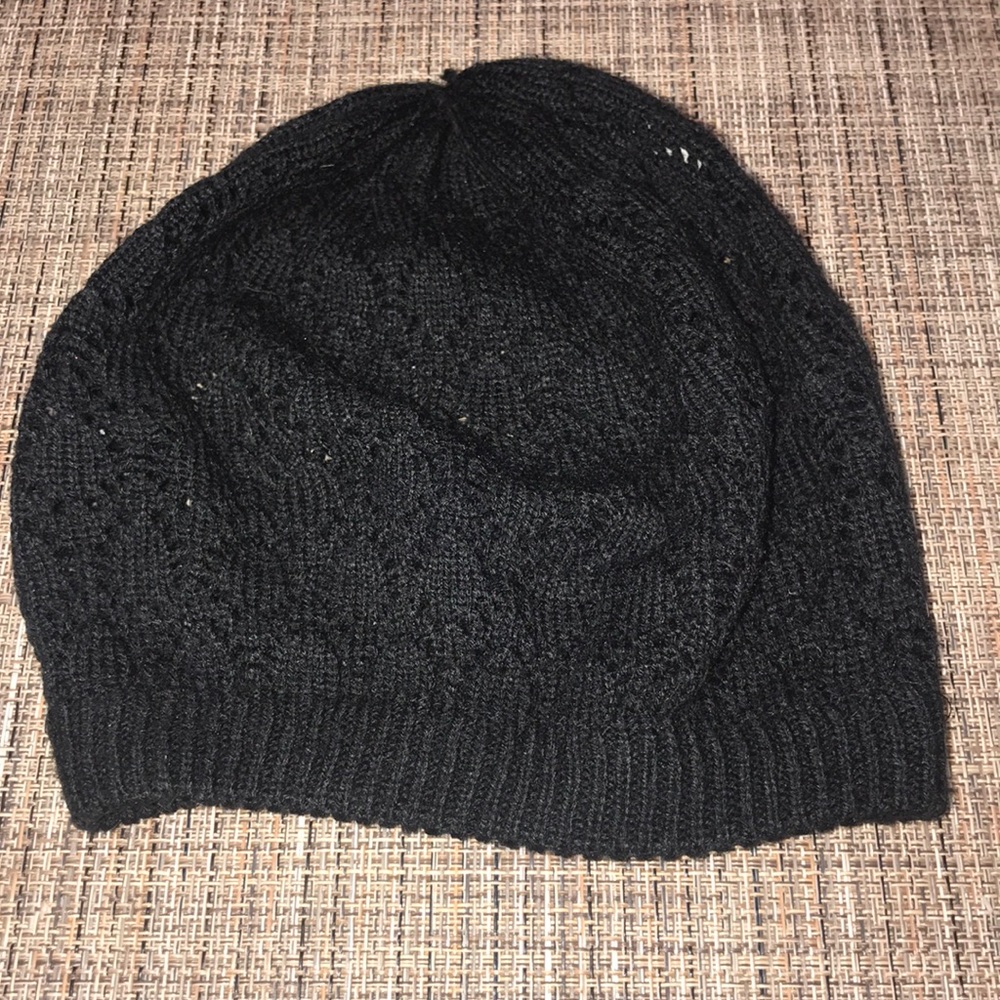 All black beanie